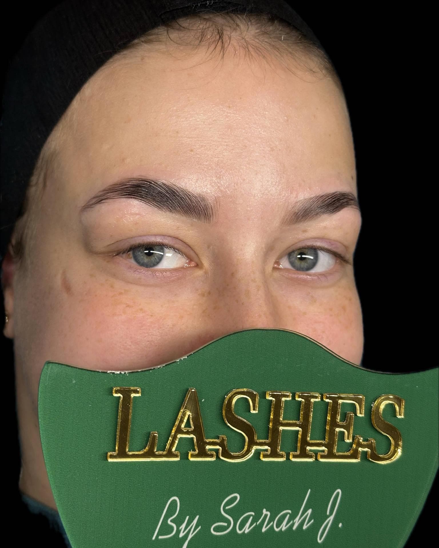 Browlift auch bei dünnen Augenbrauen möglich Donzdorf
